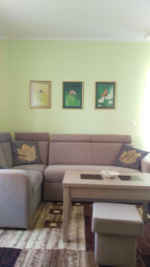 Bogusz Appartamento Kołobrzeg Esterno foto